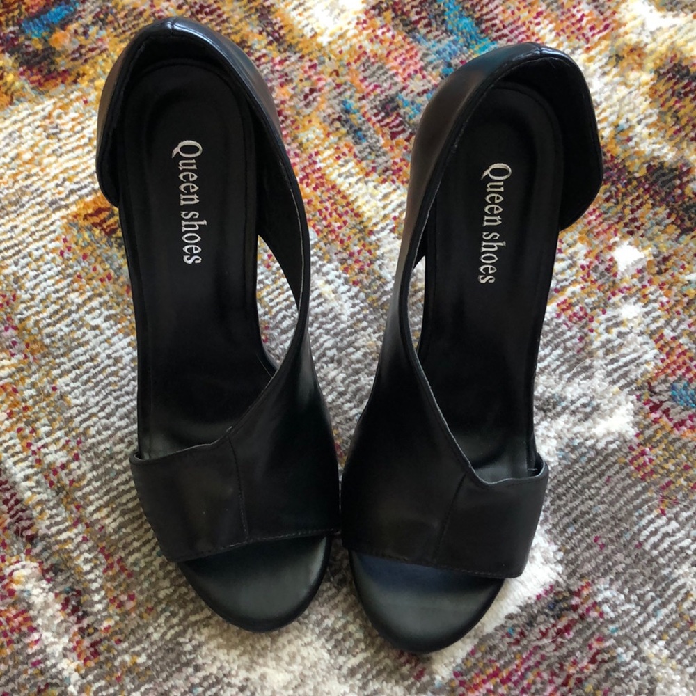 Queen Shoes
